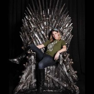 Meet your Posher, Suzanne